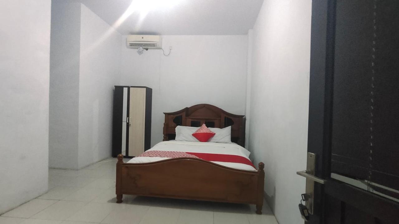 Oyo 90157 Griya Andon Syariah Hotel Сиребон Екстериор снимка